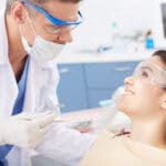 Anestesia dentária para extração de dente siso