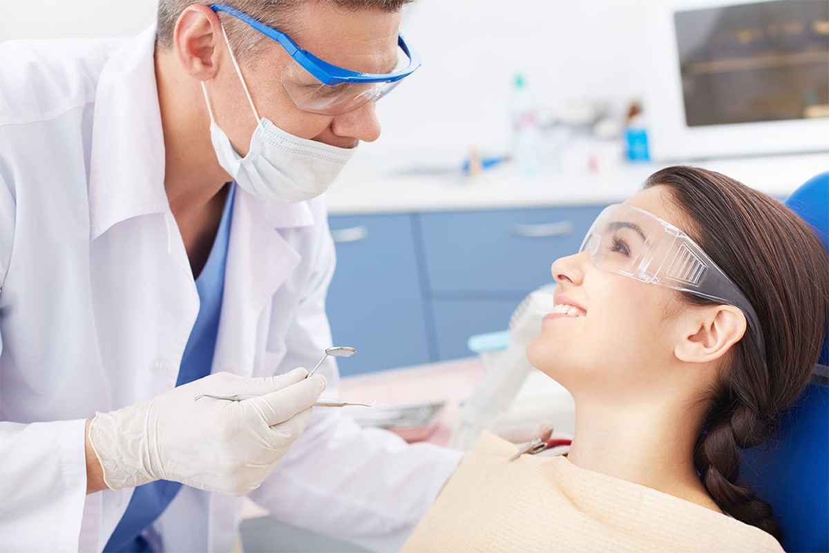 Anestesia dentária para extração de dente siso
