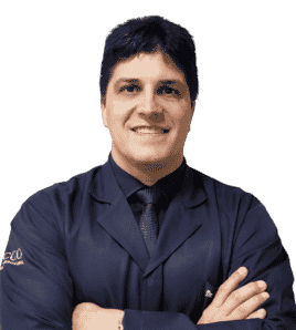 Dr. Luis Coradazzi é especialista em implantes dentários