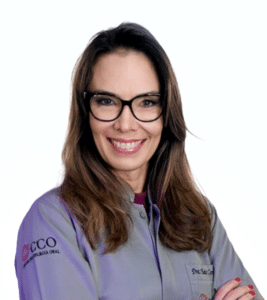 Dra. Thais Mara Manfrin Coradazzi